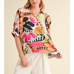 MULTI-COLOR PRINT TOP WITH COLLAR