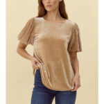 PLUS SIZE VELVET TOP WITH PUFF SLEEVES