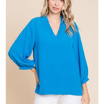 TURQUOISE V-NECK TOP