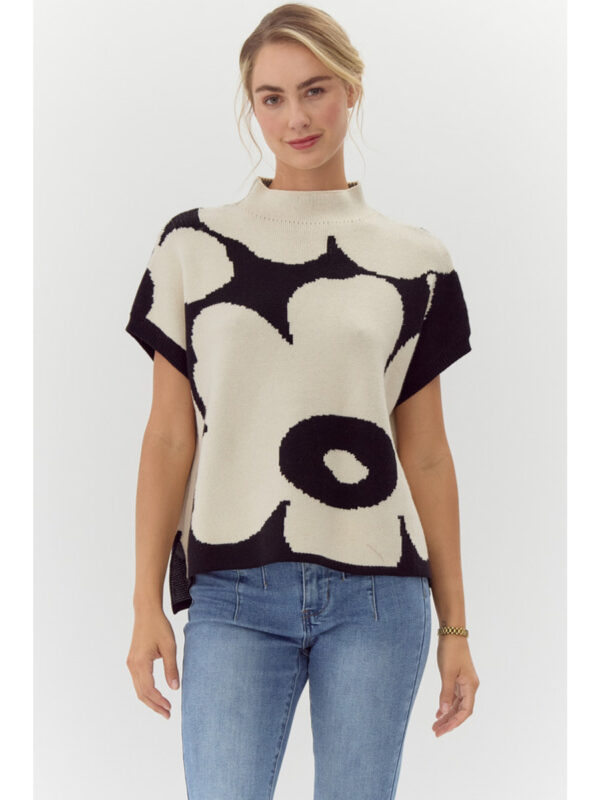 FLORAL SHORT SLEEVE SWEATER WITH CAP SLEEVE