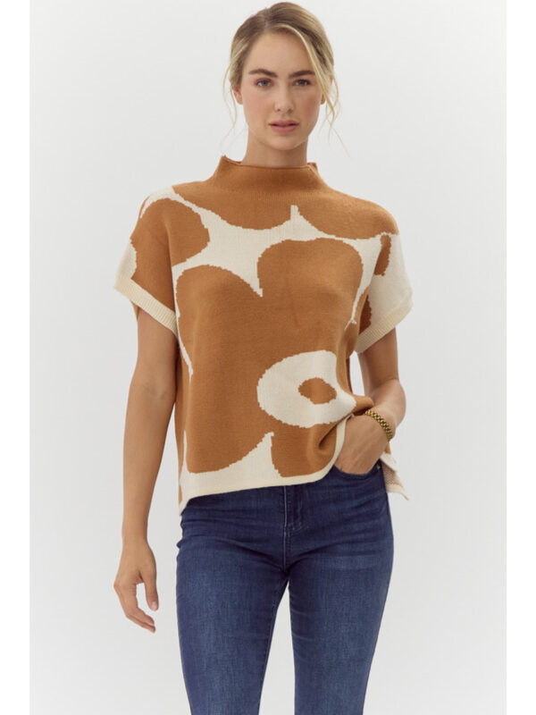 FLORAL SHORT SLEEVE SWEATER WITH CAP SLEEVE - Image 2