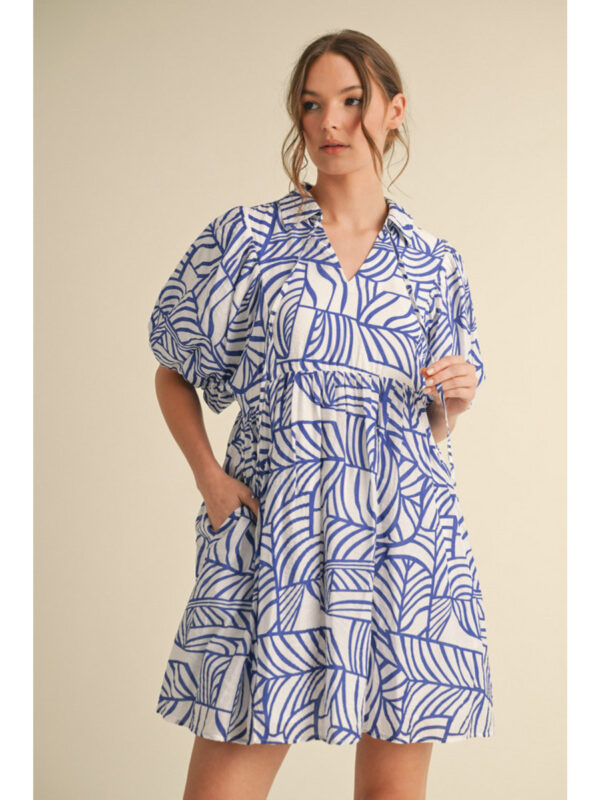 BLUE AND WHITE PRINT DRESS WITH POCKETS