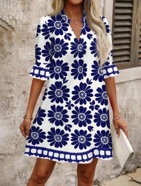 FLORAL V-NECK DRESS